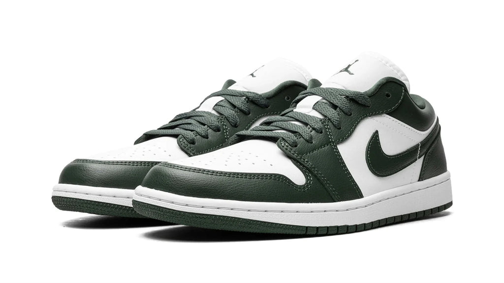 Air Jordan 1 Low WMNS Galactic Jade