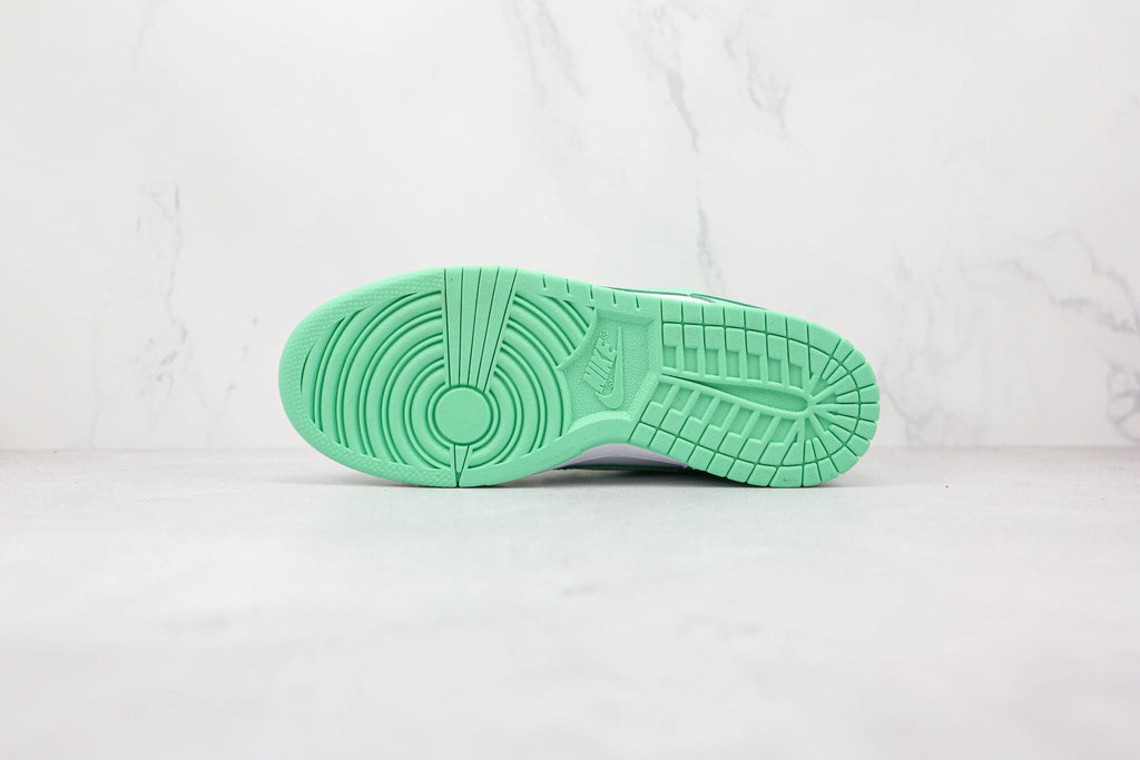 Nike Dunk Low Green Glow