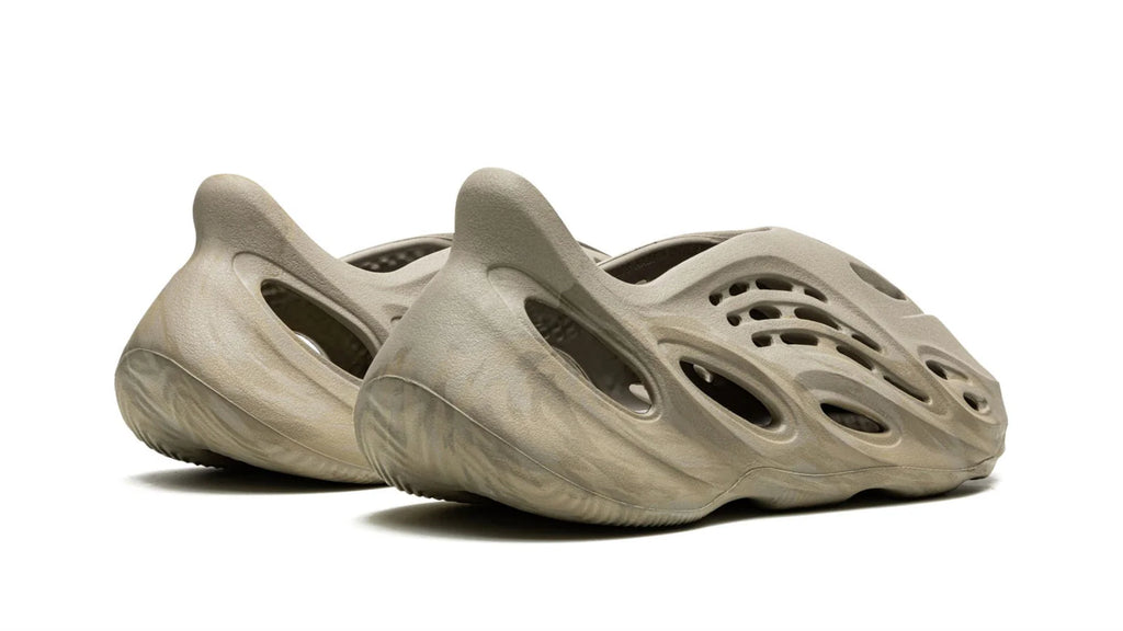 YEEZY FOAM RUNNER Stone Sage
