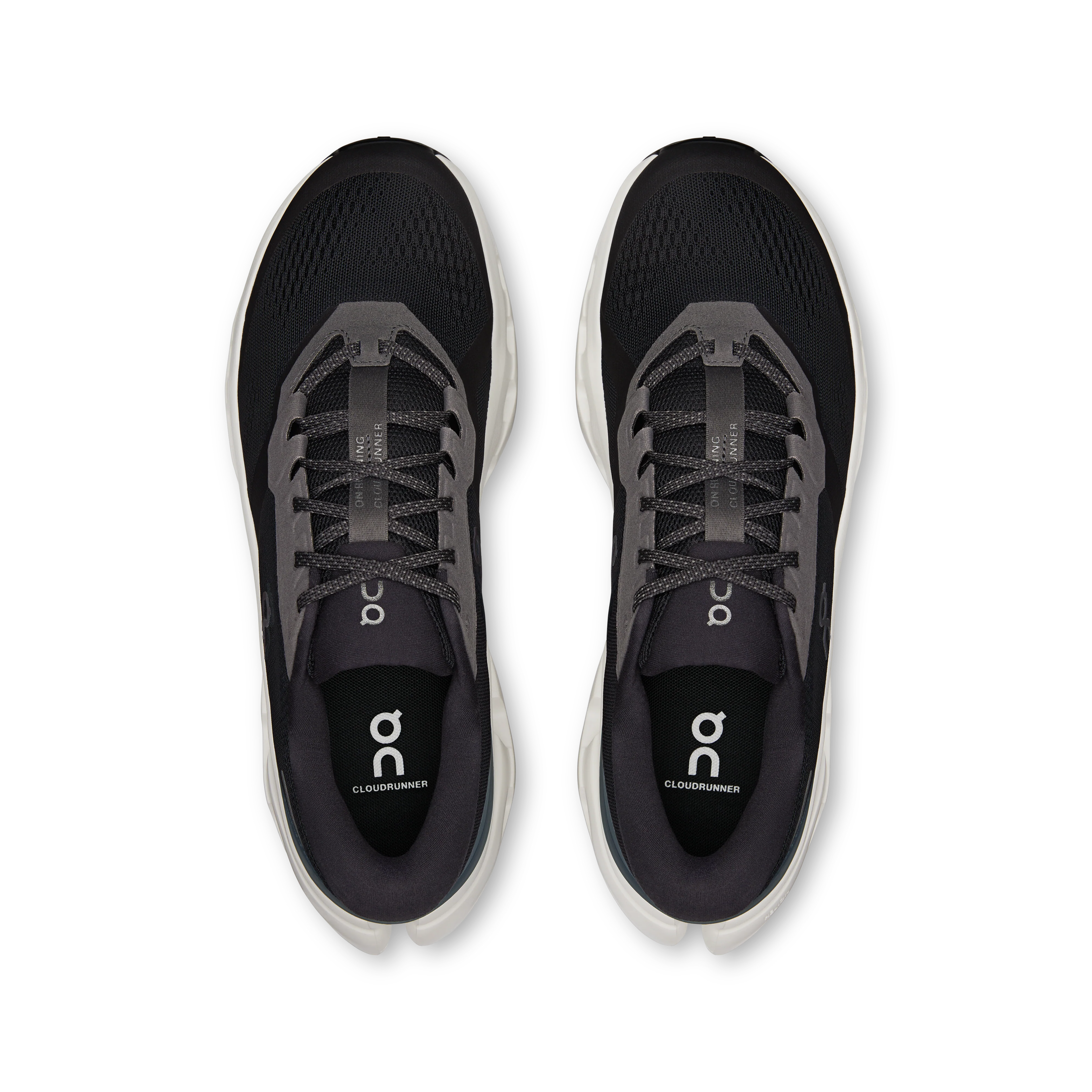 Men's Cloudrunner 3 in Black/Ivory