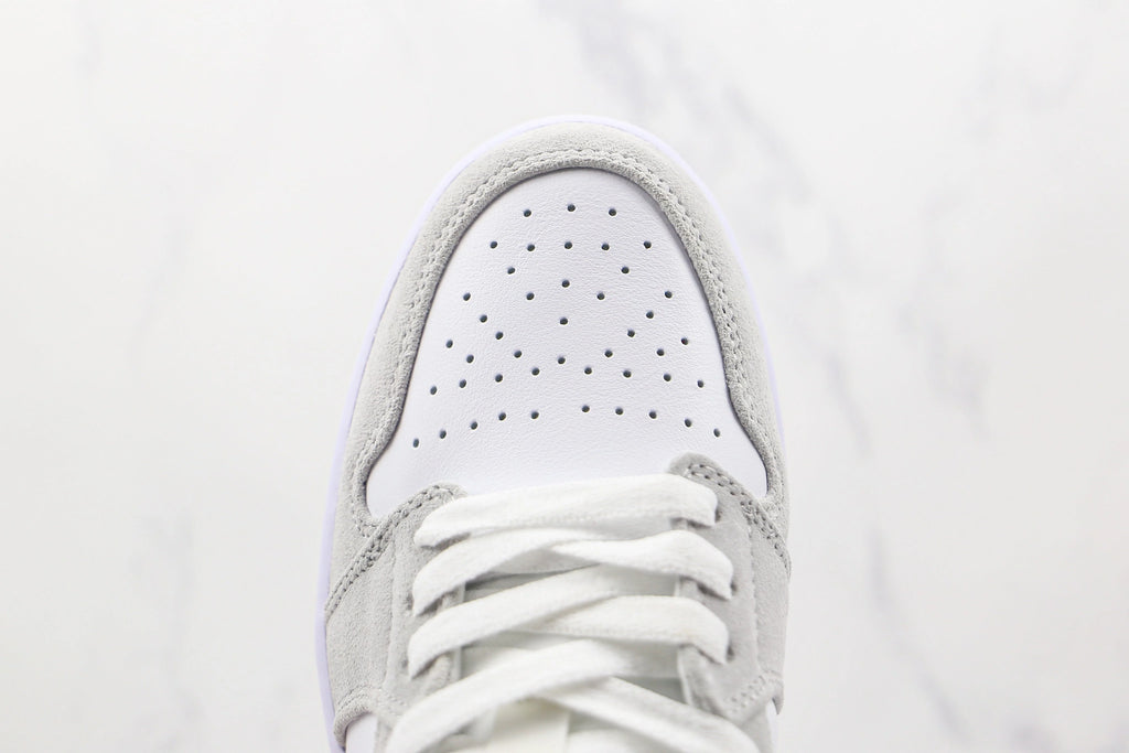 Jordan 1 Low SE Light Smoke Grey Gym Red
