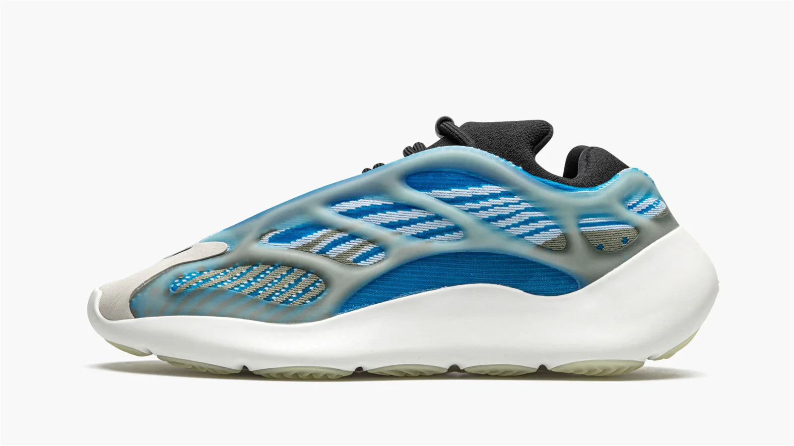 YEEZY 700 V3 Arzareth
