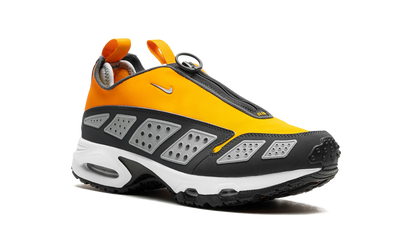 Air Max Sunder WMNS"Canyon Gold Deep Ocean" HJ8080 700