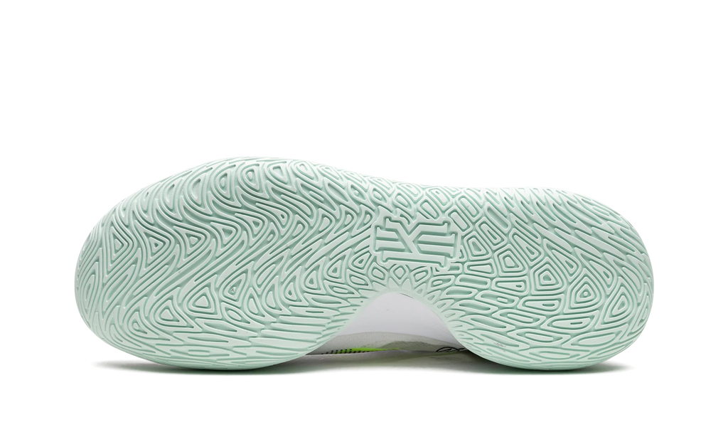 Kyrie Flytrap V "Grey" CZ4100 101