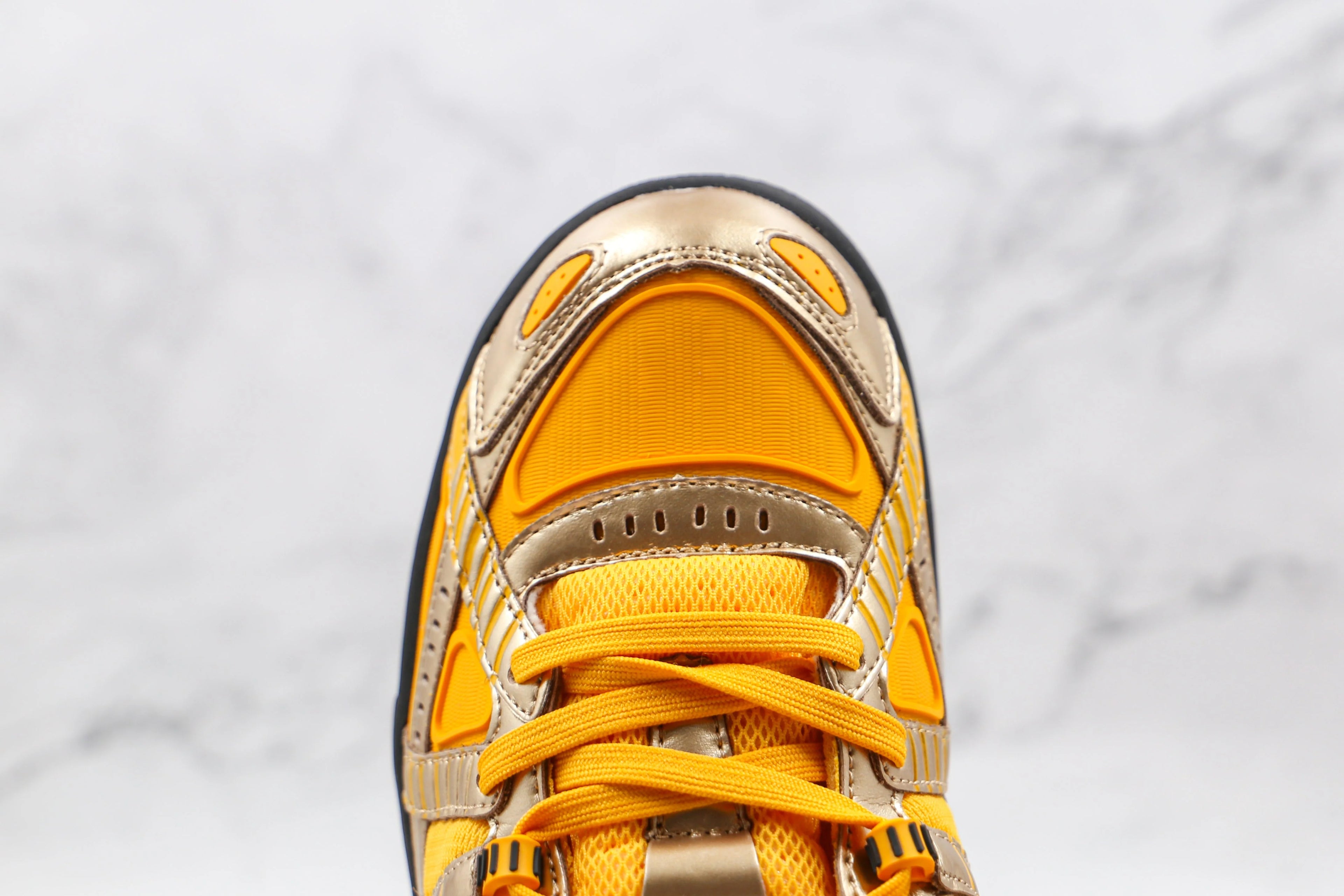 Nike Air Rubber Dunk Off White University Gold