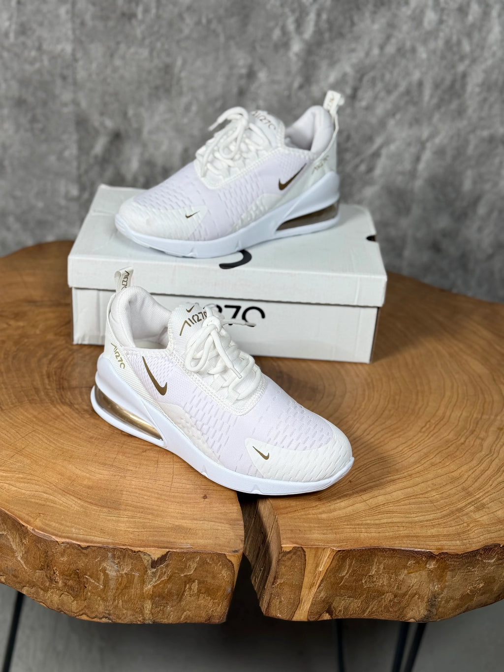 NIKE 270 MODELİ