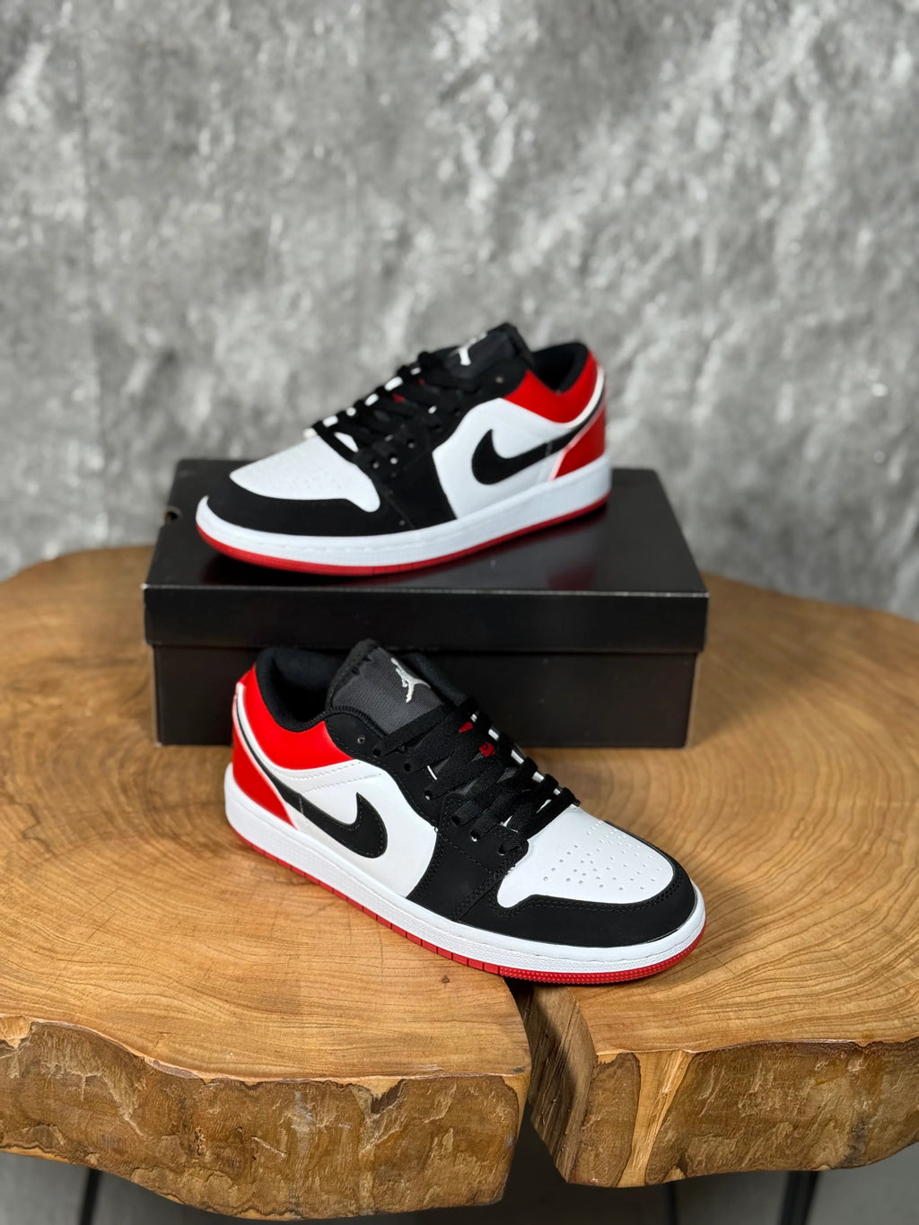 NIKE JORDON MODEL