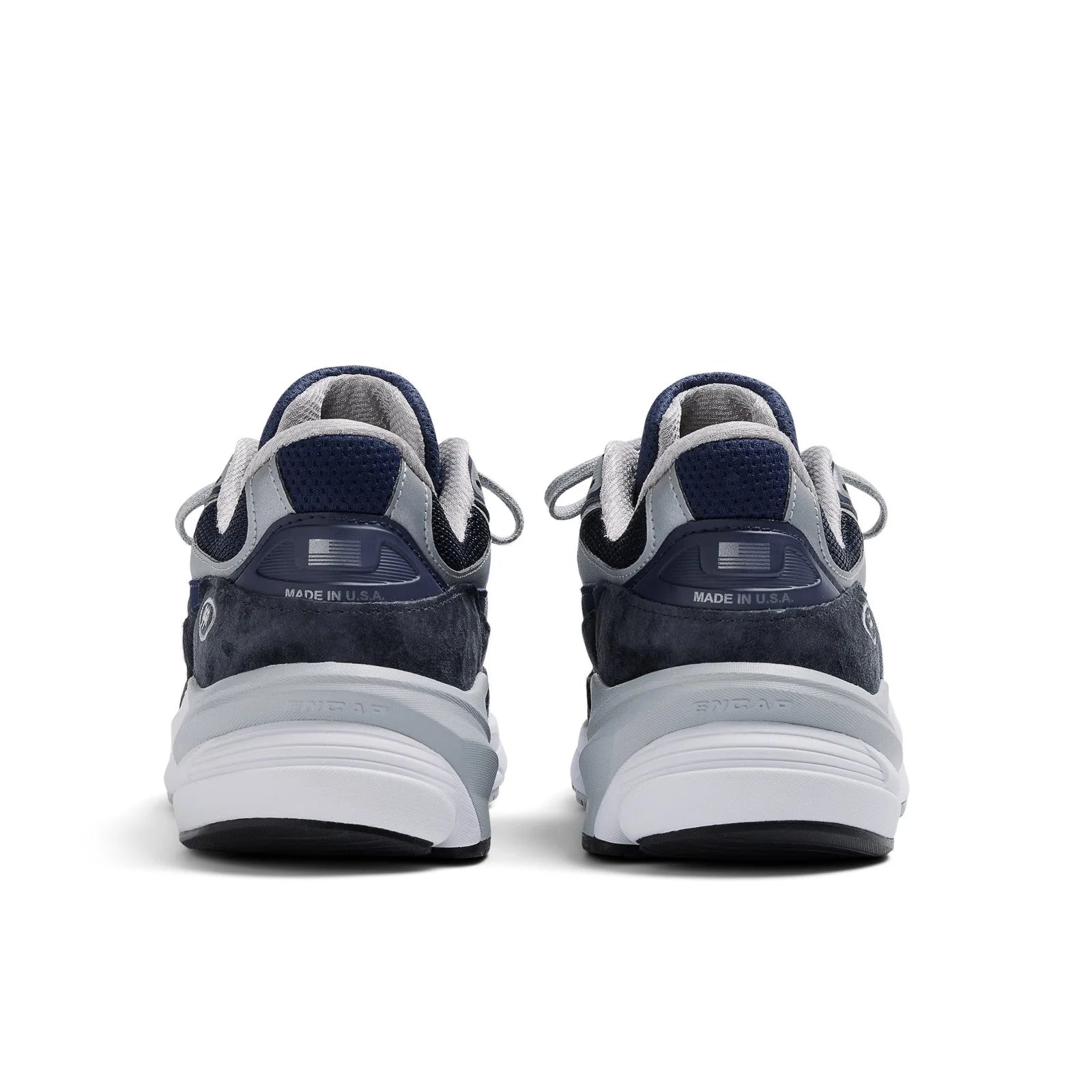 Men's Made in USA 990v6