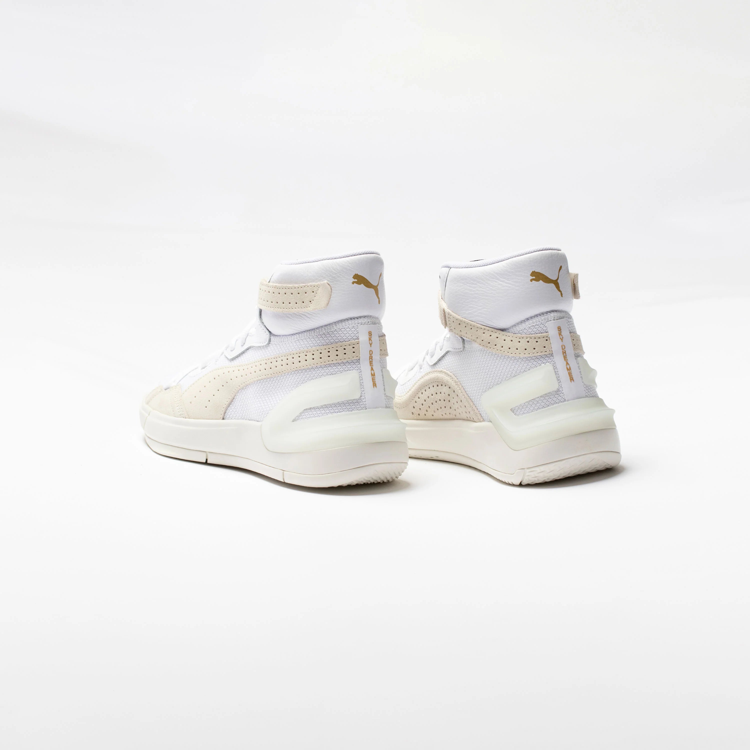 Sky Dreamer Mens Basketball Shoe White Bone