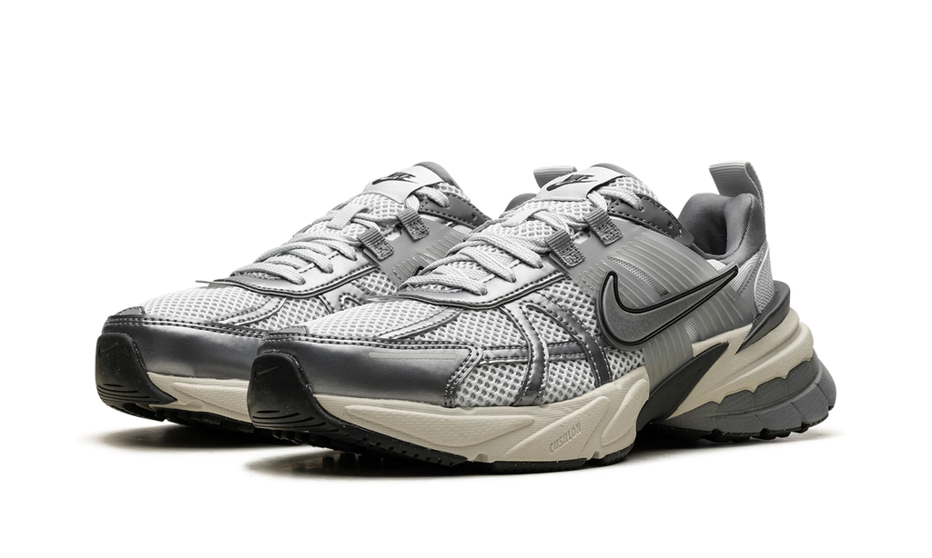 V2K RUN WMNS"Pure Platinum Wolf Grey" FD0736 003