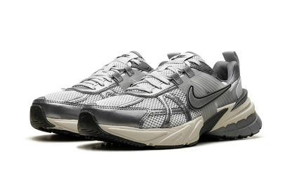 V2K RUN WMNS"Pure Platinum Wolf Grey" FD0736 003