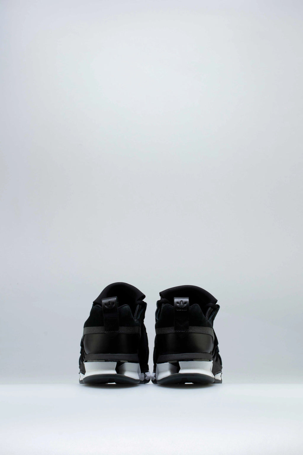 Twinstrike ADV Stretch Leather Mens Shoe Black White
