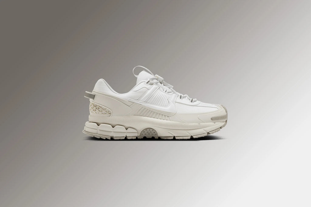 Zoom Vomero Roam - Summit White/Light Bone