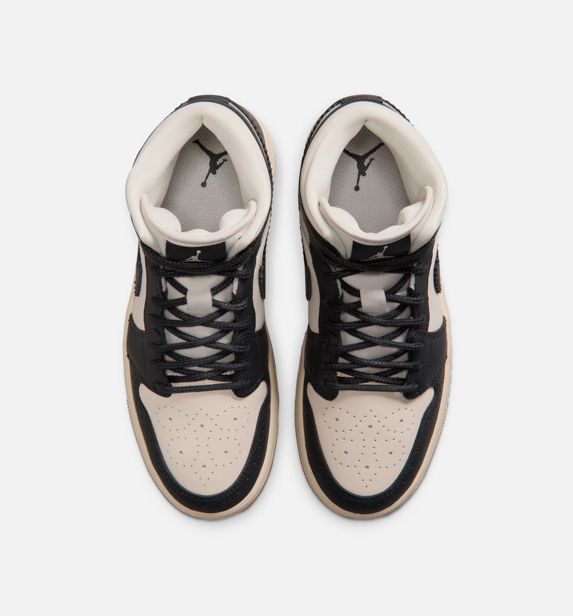 Air Jordan 1 Mid SE Womens Lifestyle Shoe Off Noir Chalk Pearl White