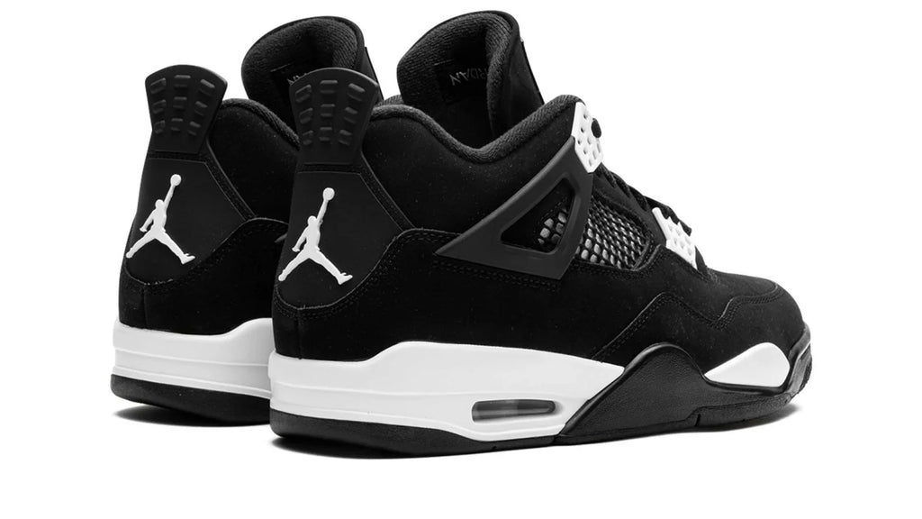 Air Jordan 4 White Thunder