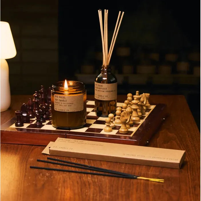 Iris Suede – Reed Diffuser