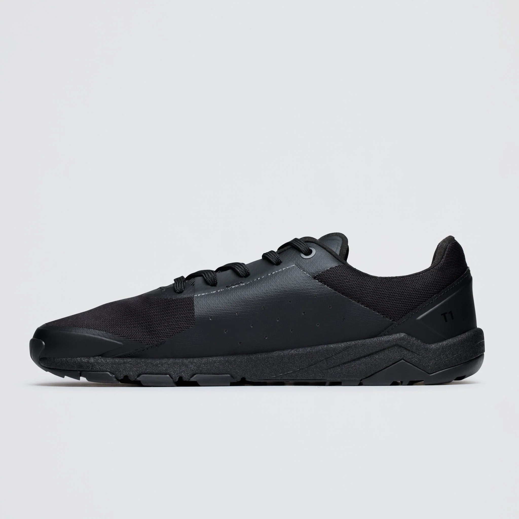 Men's Yama T1 in Triple Black