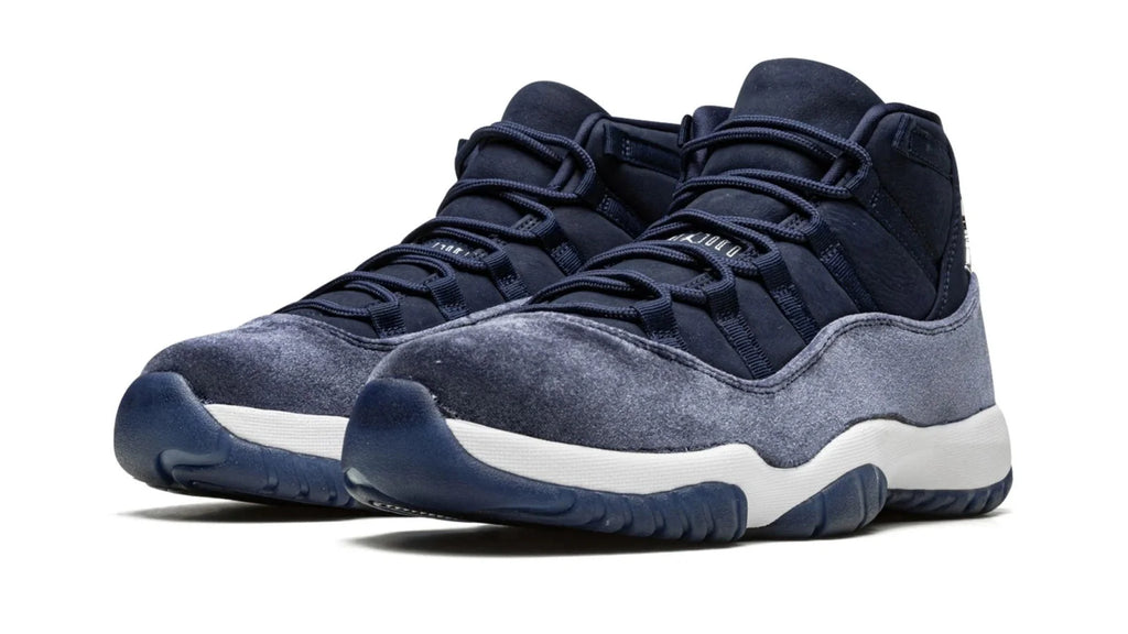 AIR JORDAN 11 VELVET WMNS Midnight Navy