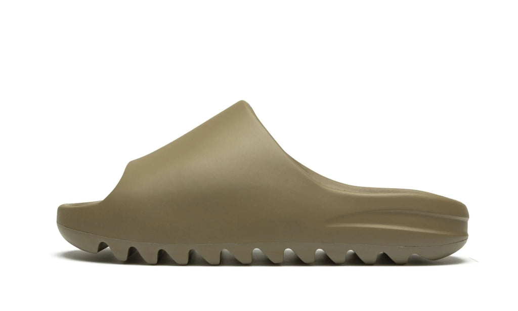 YEEZY SLIDE Earth Brown