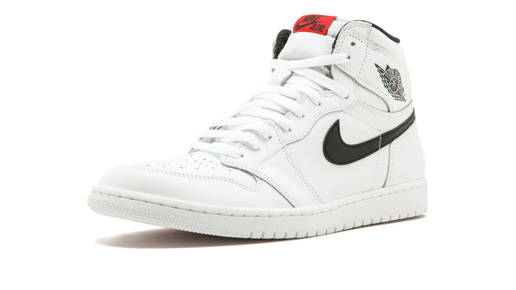 AIR JORDAN 1 RETRO HIGH OG Premium Essentials