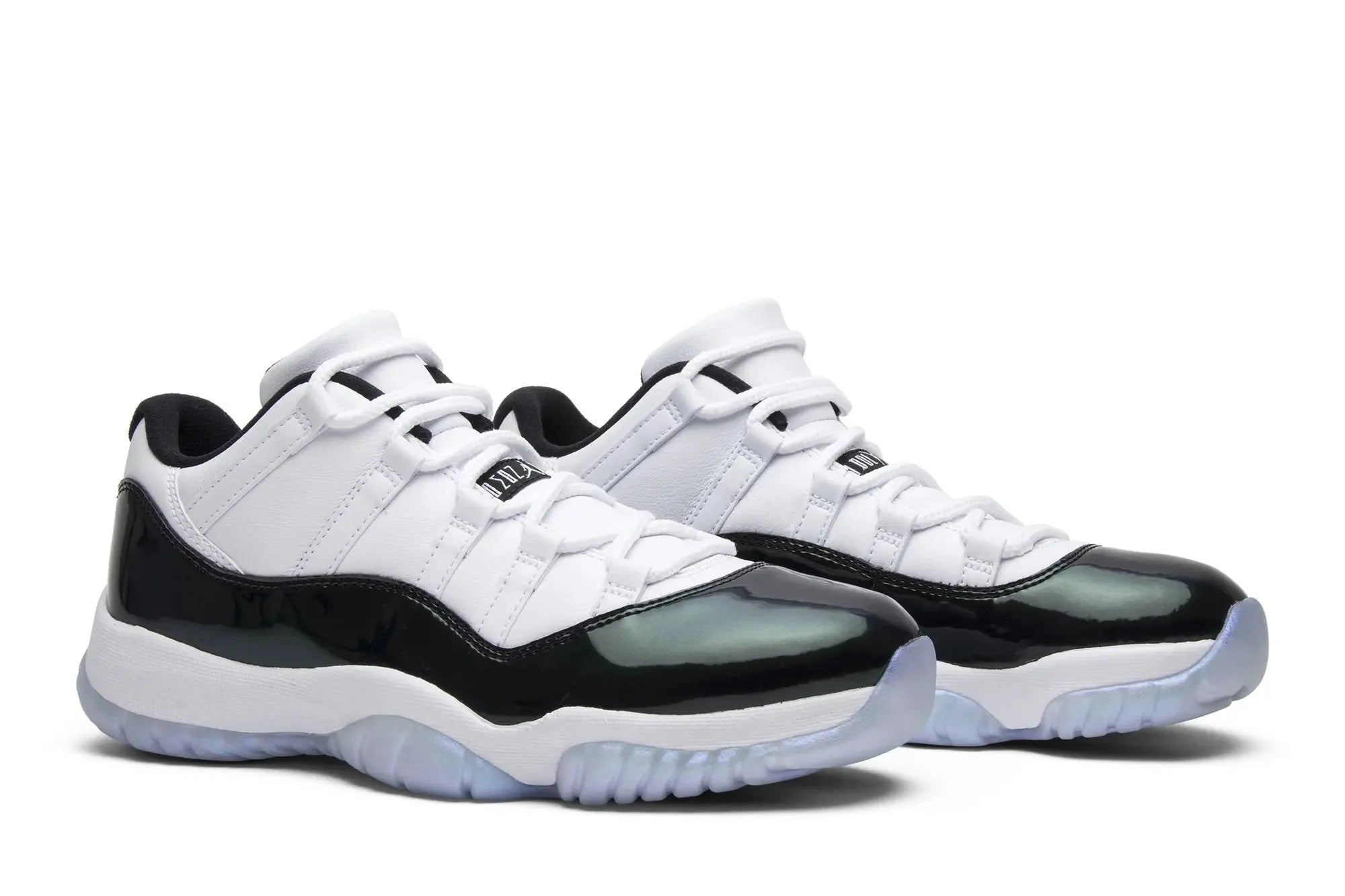 Jordan 11 Retro Low Emerald
