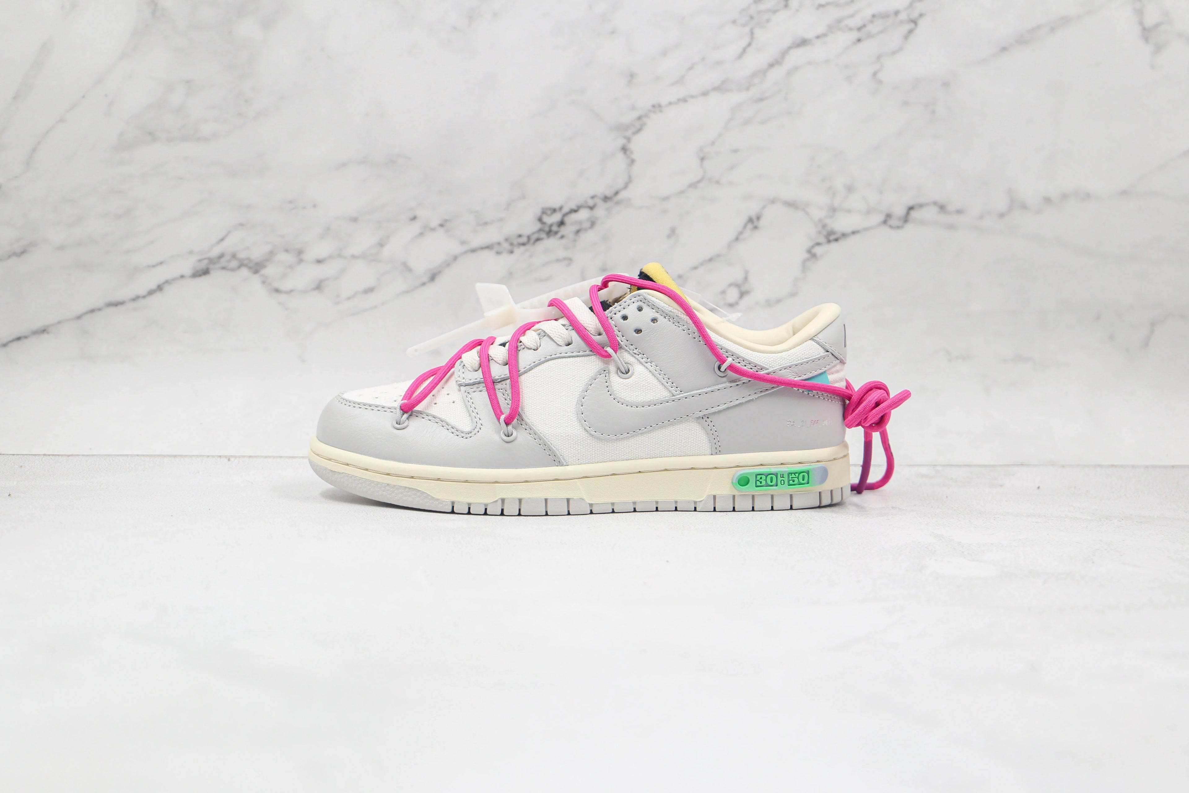 Nike Dunk Low Off White Lot 30