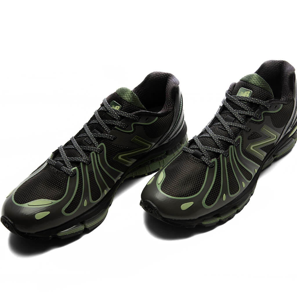 1890 Faded Black Utility Green