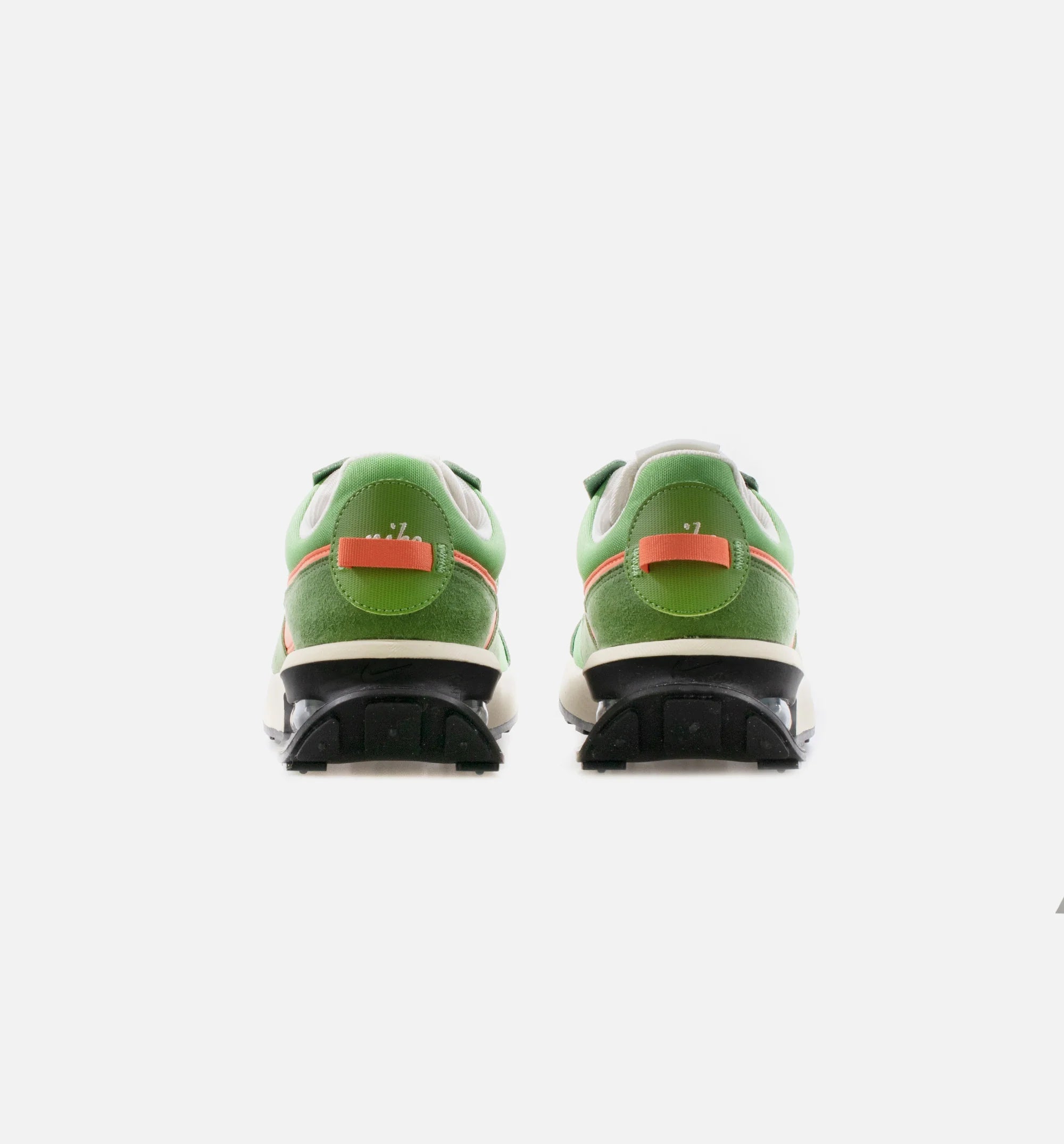 Air Max Pre Day LX Mens Running Shoe Chlorophyll Treeline Phantom Camellia