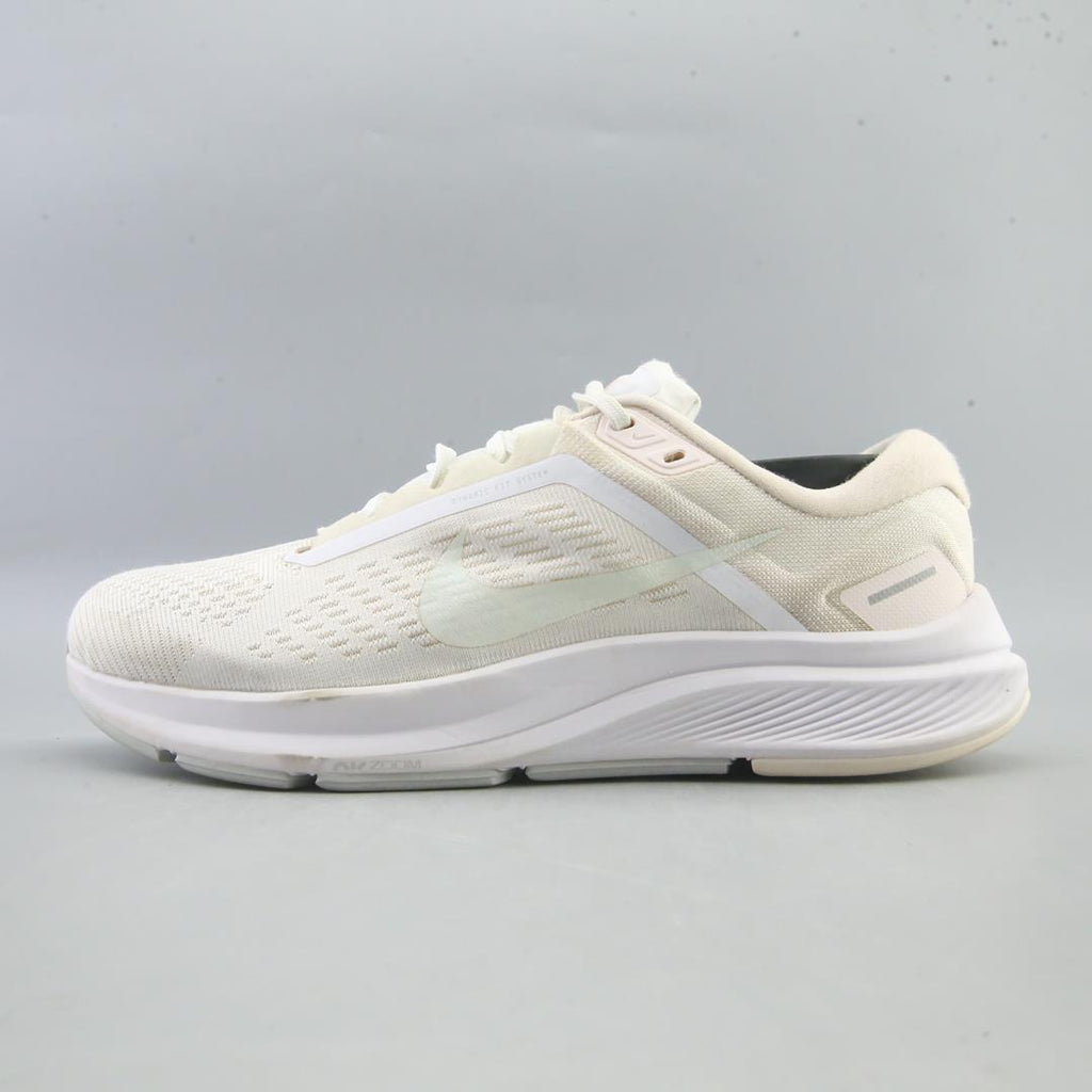 AIR ZOOM STRUCTURE 24
