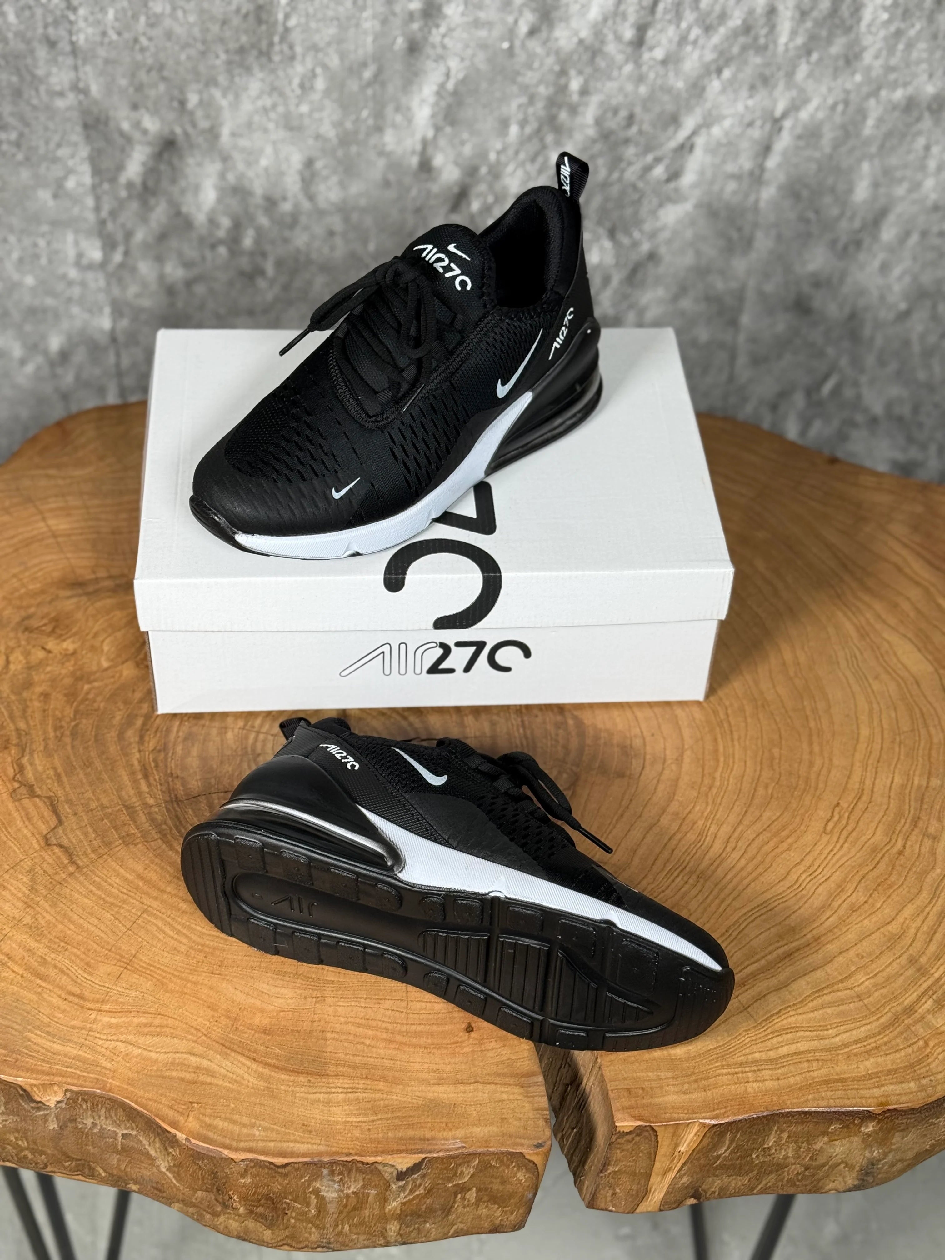 NIKE 270 MODEL
