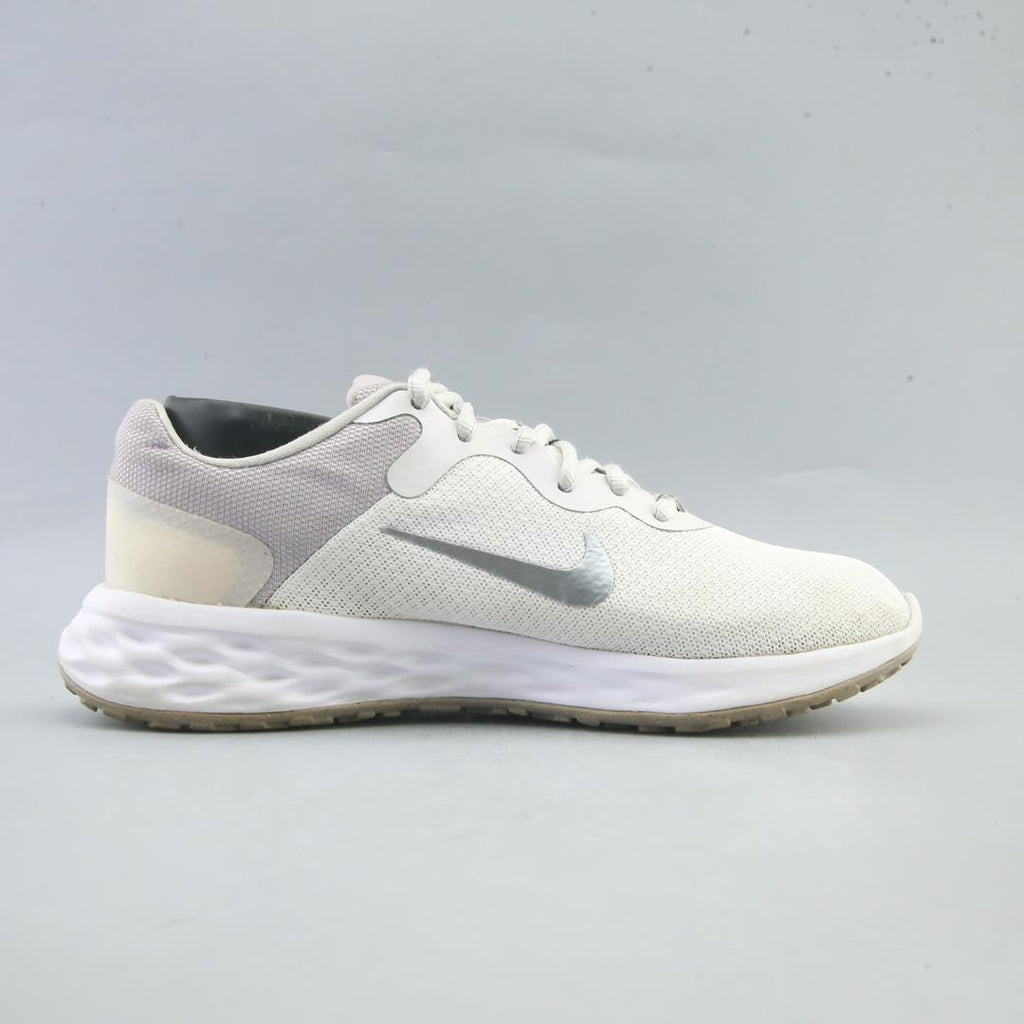 REVOLUTION 6