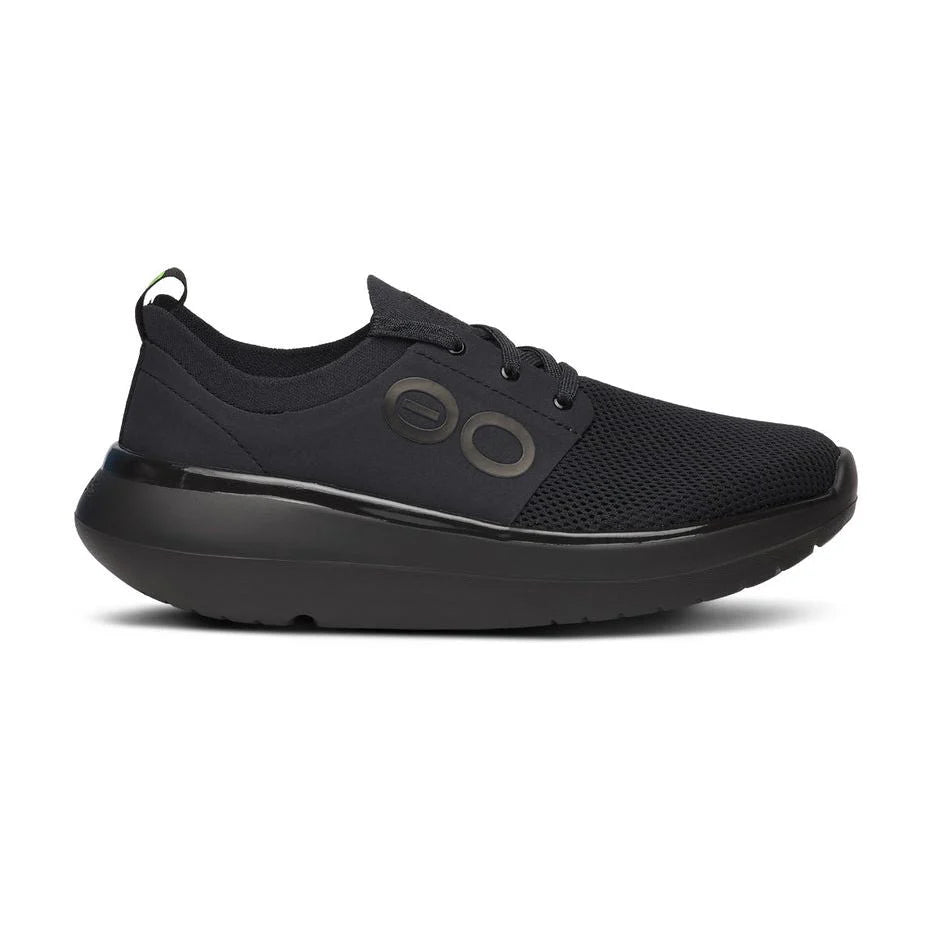 Women's OOMY Stride Shoe in Black