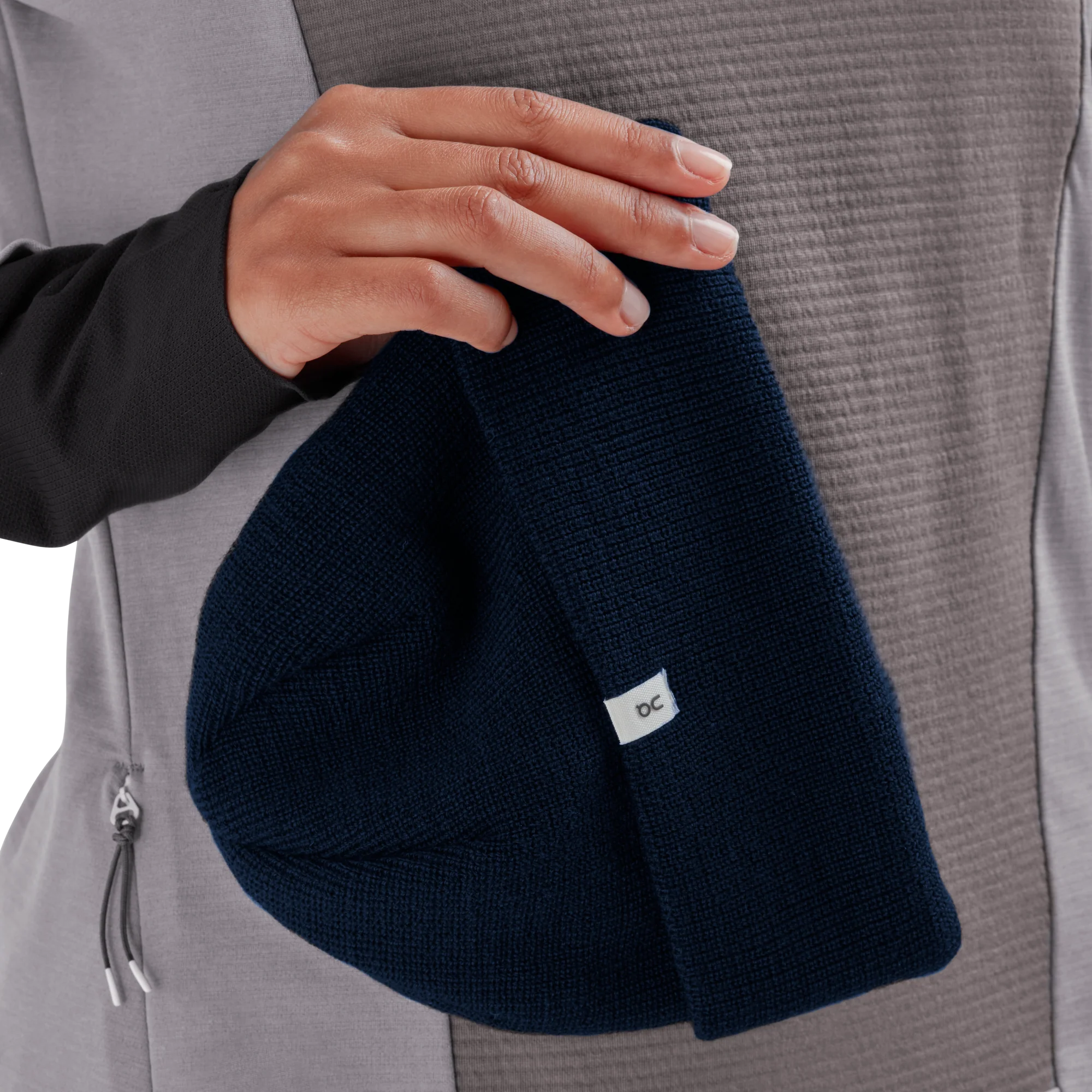 Merino Beanie in Navy