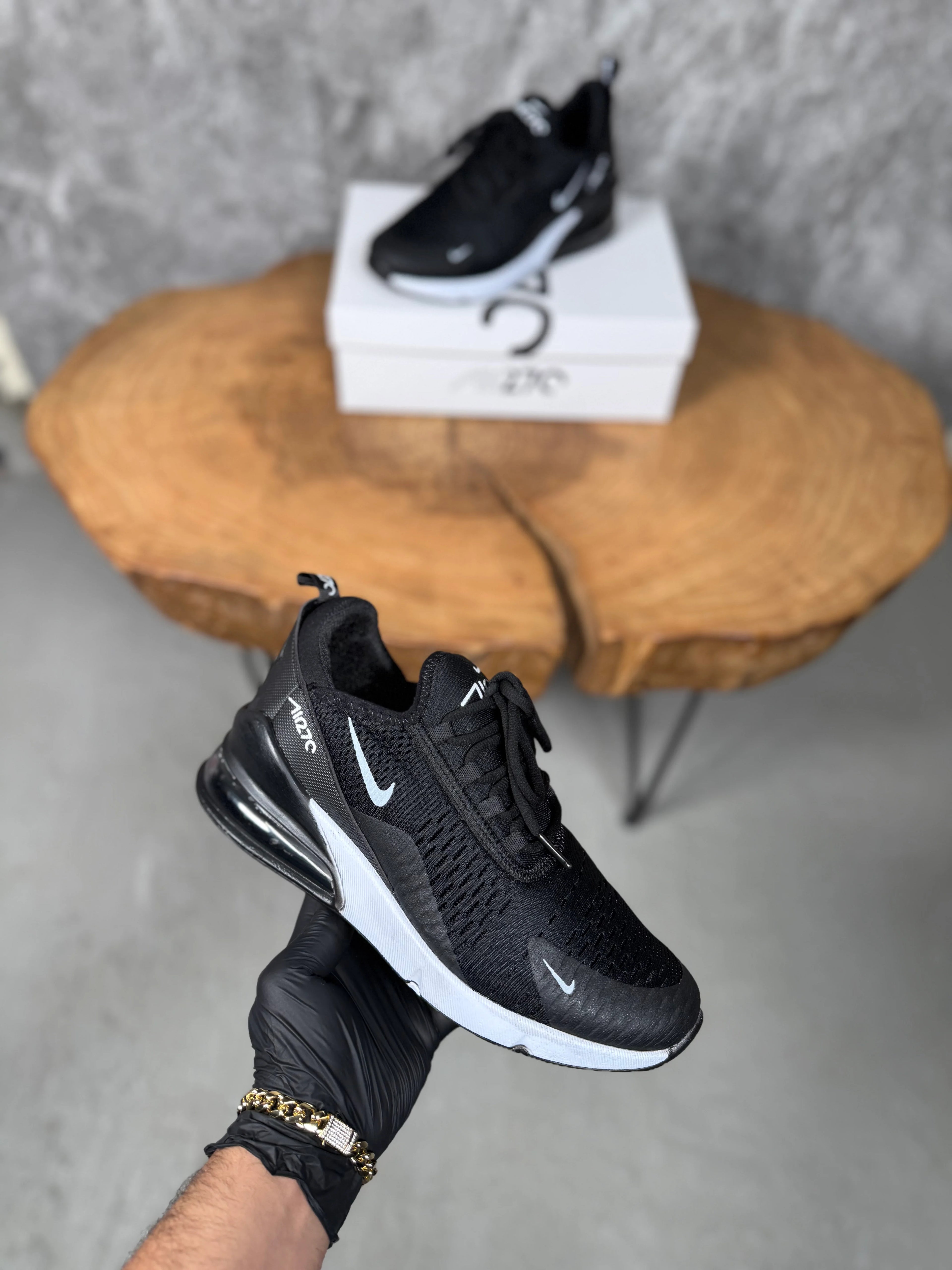 NIKE 270 MODELİ
