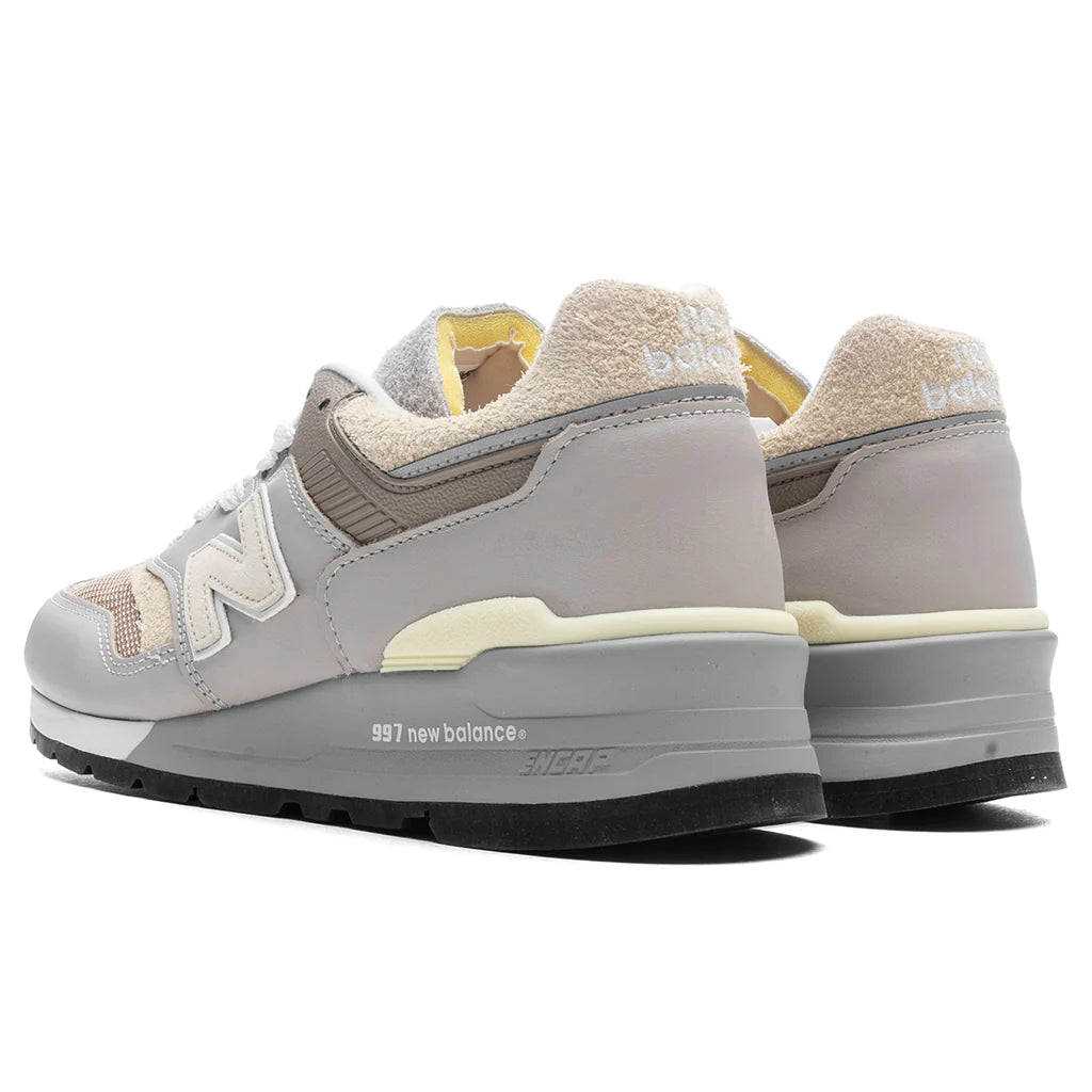 Made in USA 997 Moonrock Driftwood