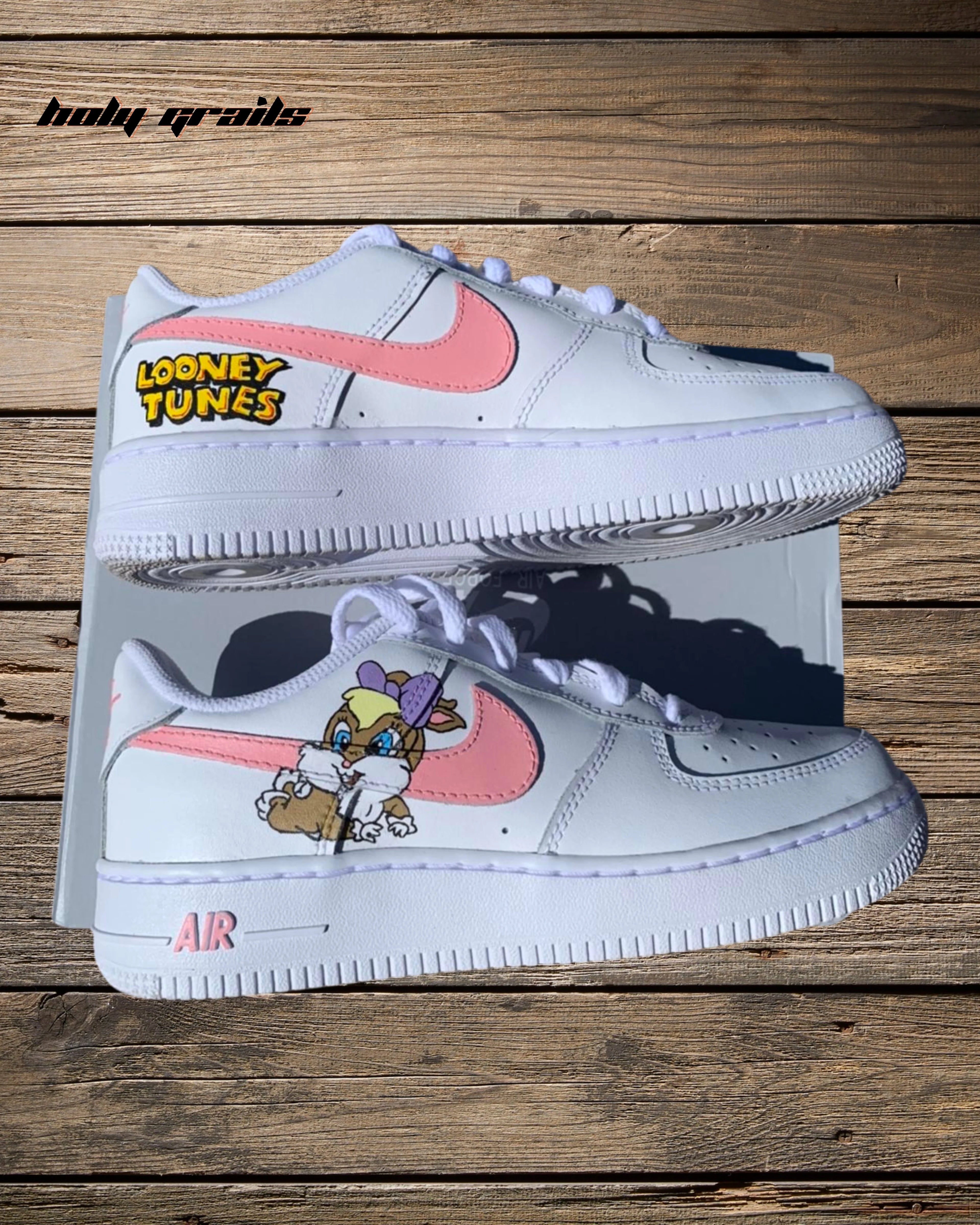 Air Force 1 x Bugs Bunny Love
