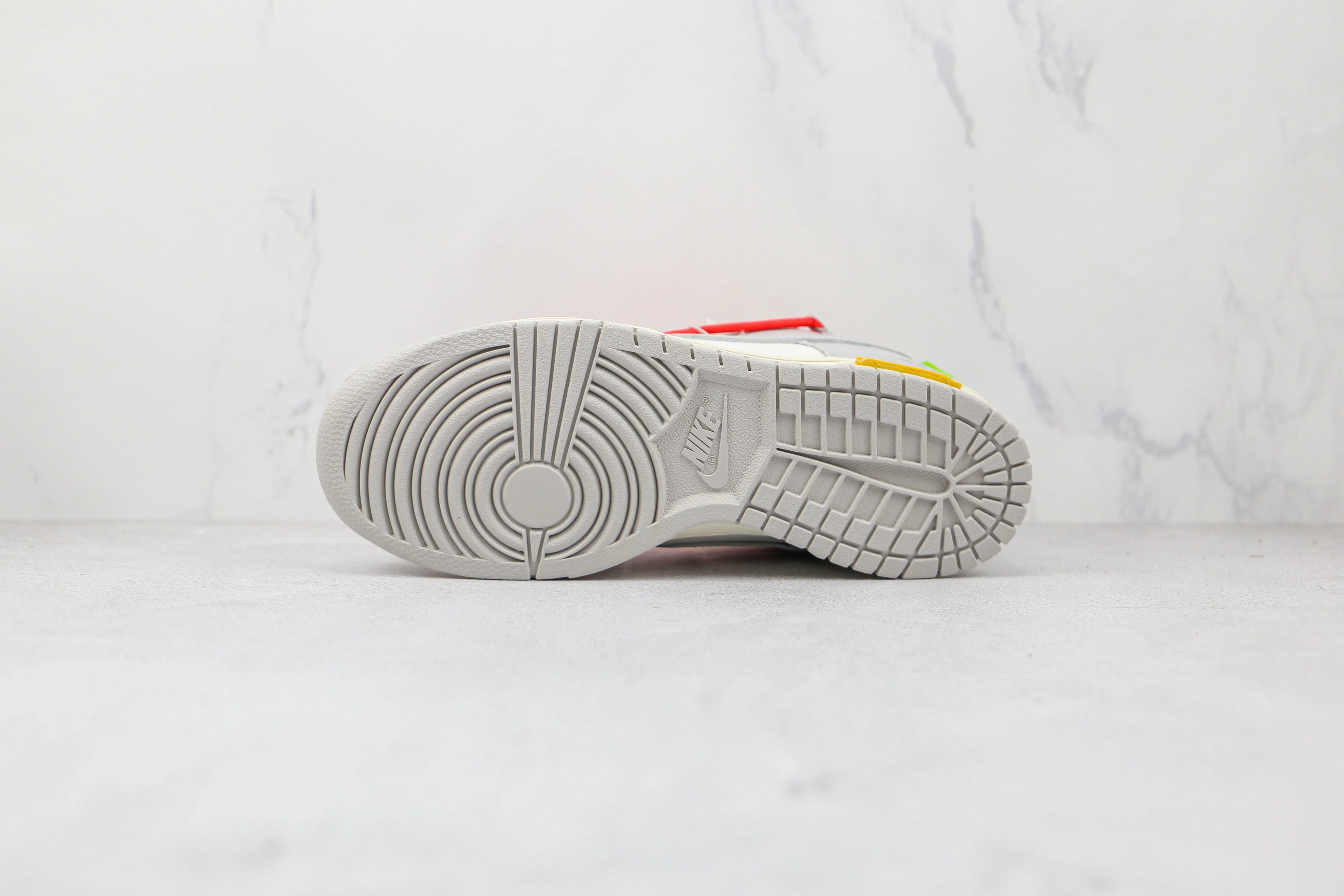Nike Dunk Low Off White Lot 06