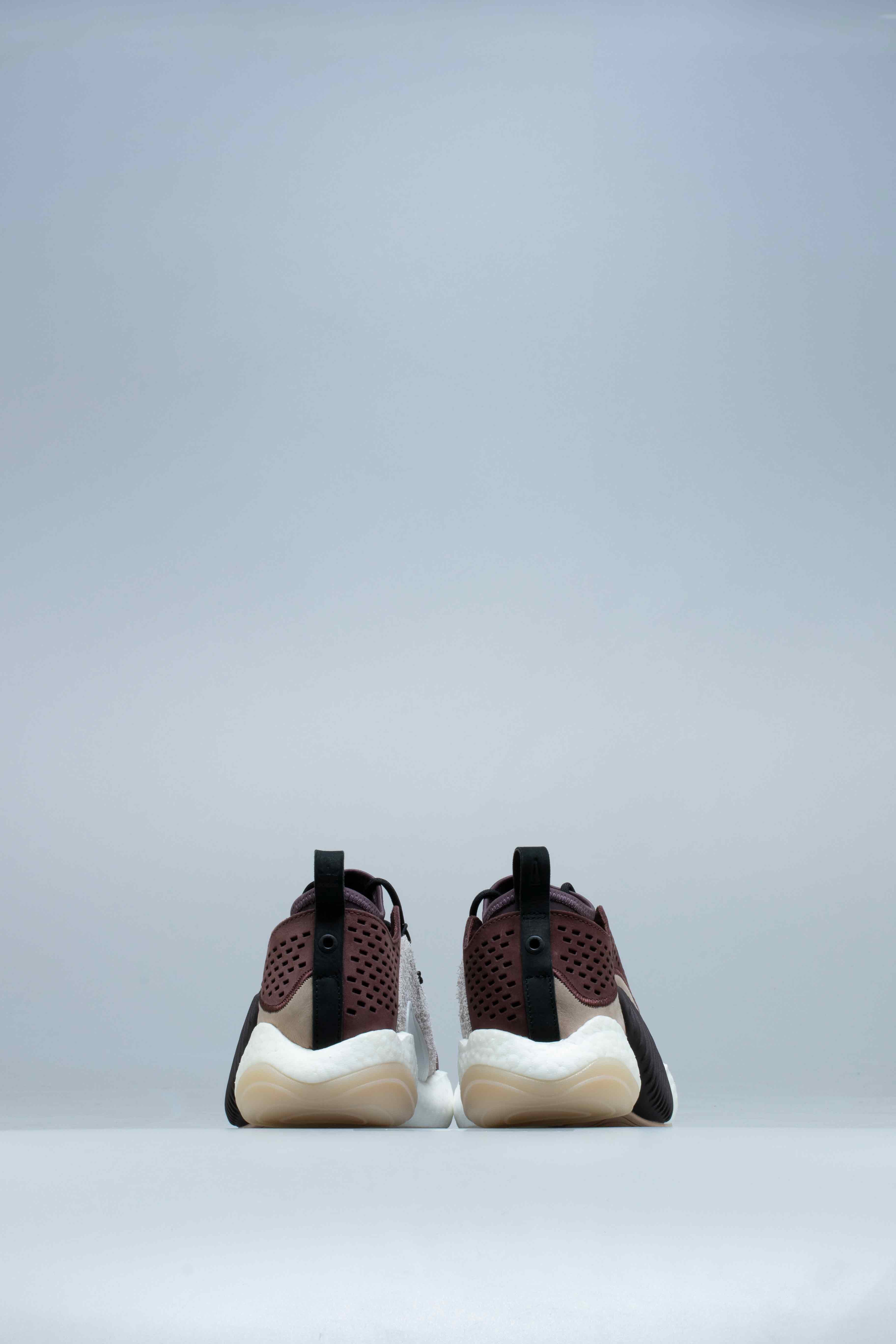 Crazy BYW Low Mens Shoes Noble Pink Deepest Purple Core Black Beige