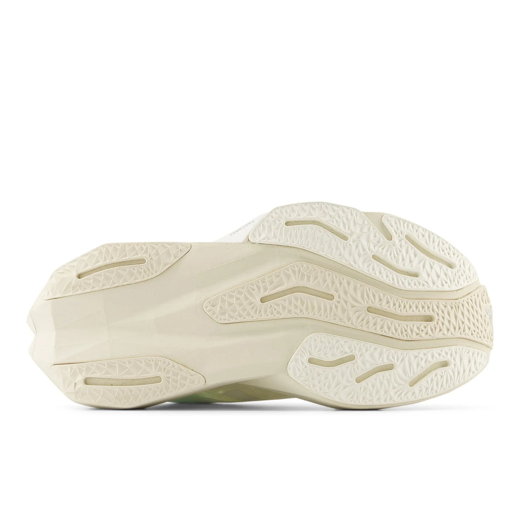 Women's FuelCell Rebel v4