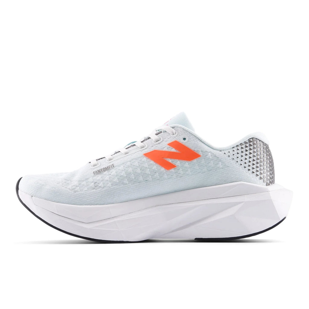 Men's FuelCell SuperComp Trainer v3 in Fairweather Blue with Glint Blue
