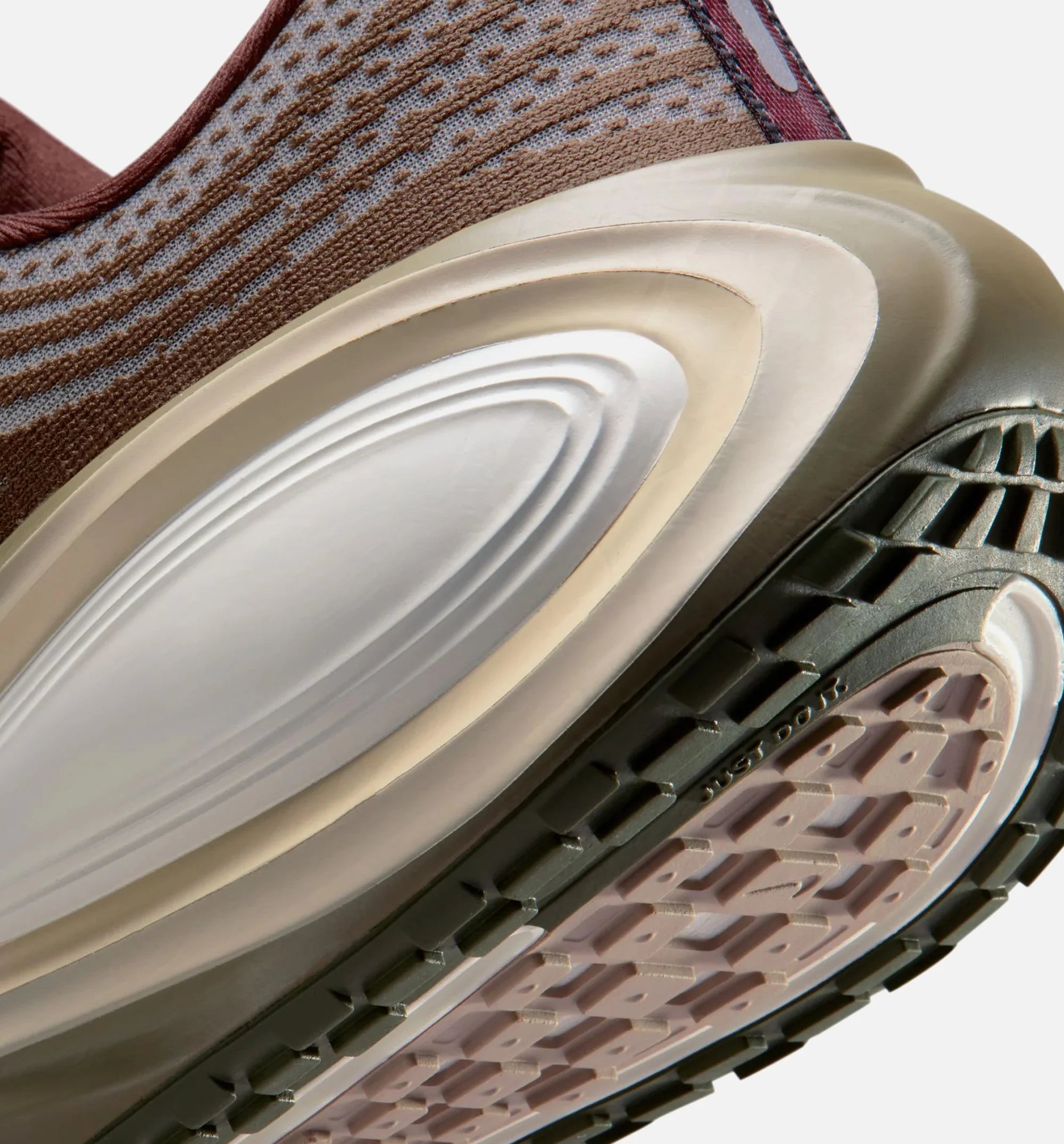 Vomero Plus Caldera Brown Mens Lifestyle Shoe Off Noir Pecan Phantom