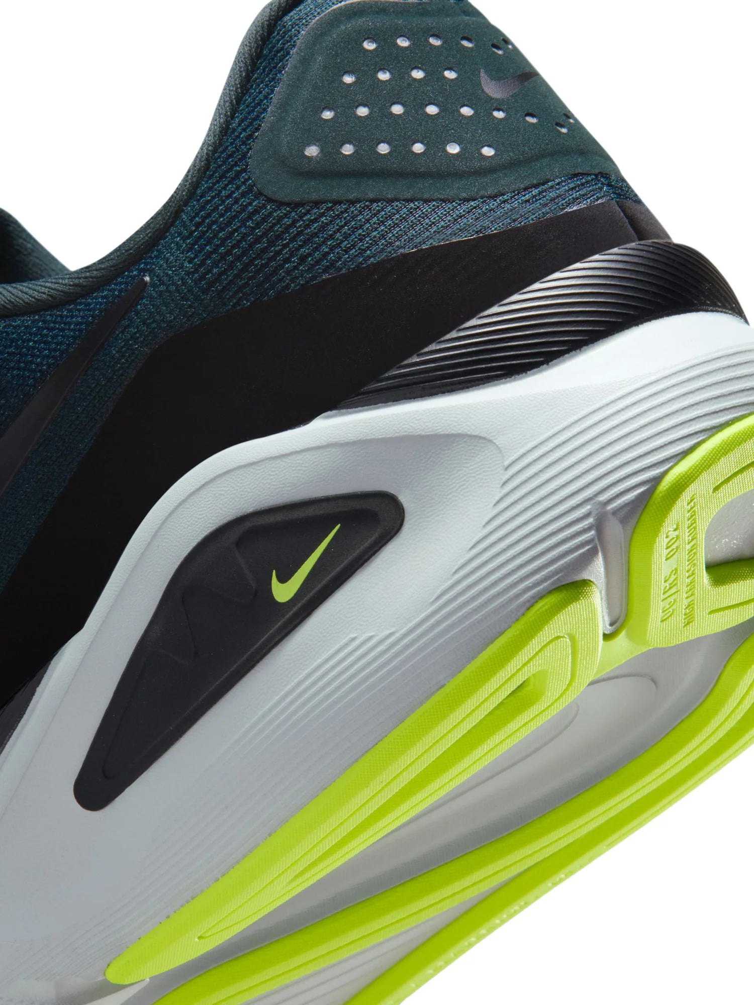 Nike Air Zoom Structure 26 Mens Shoes