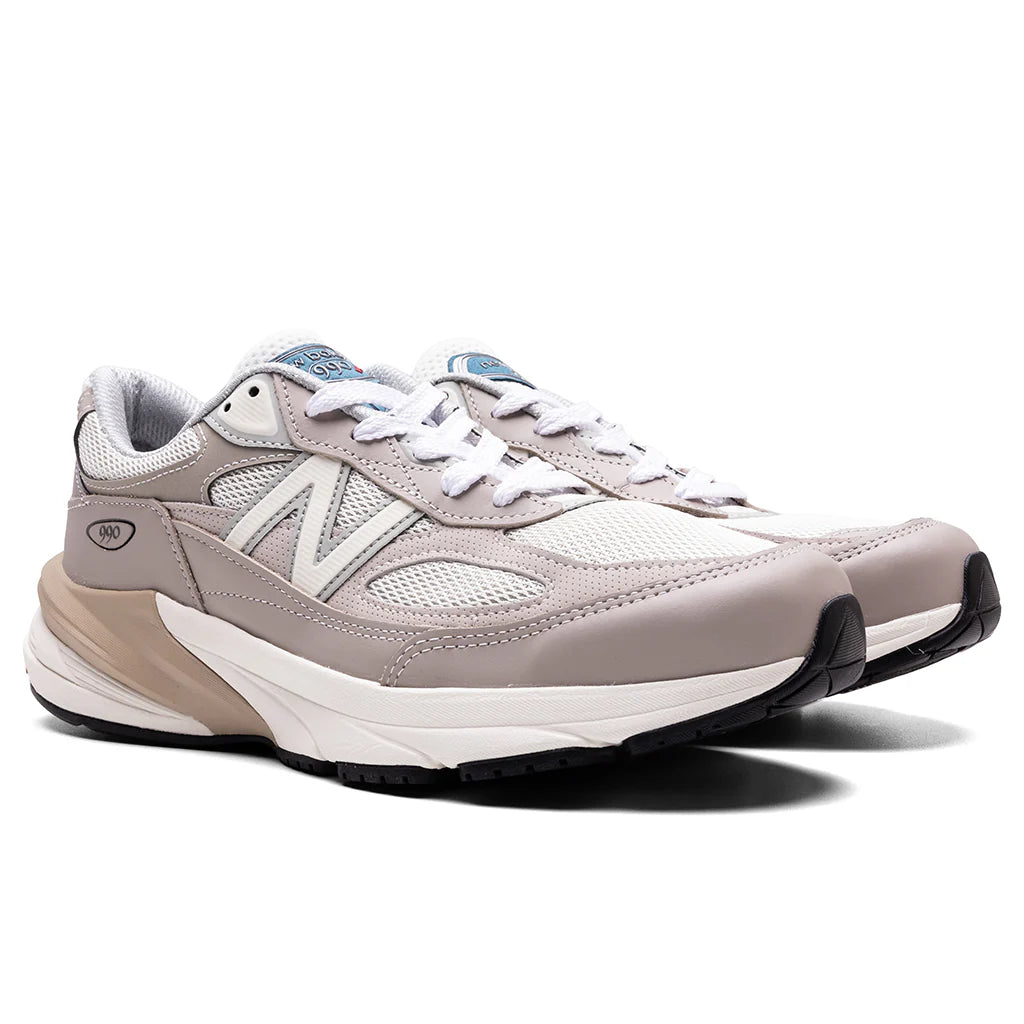 Made In USA 990V6 Light Mushroom Moonrock