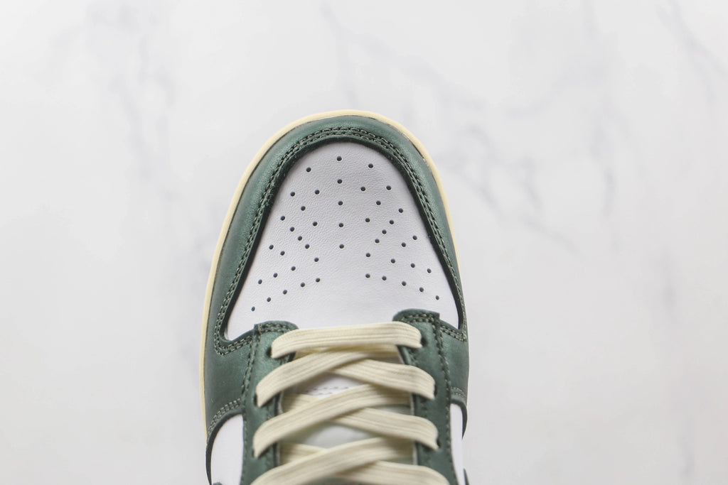 Nike Dunk Low Vintage Green W