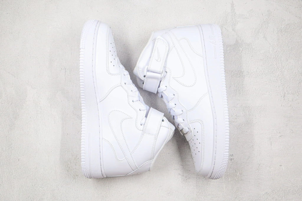 Nike Air Force 1 Mid White 07