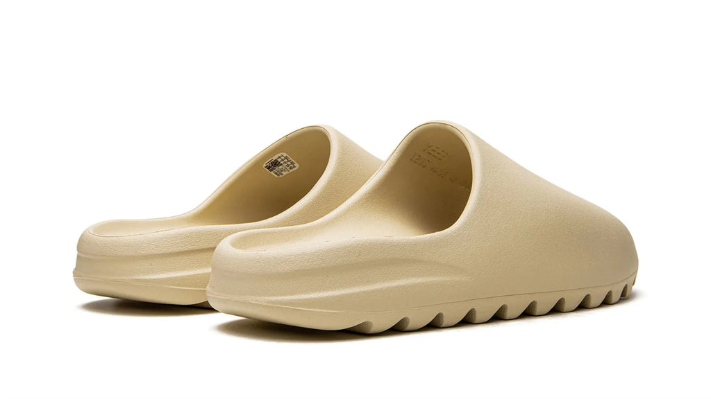 YEEZY SLIDE Pure