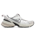 Women's V2K Run - Summit White/Chrome/White/Light Orewood Brown