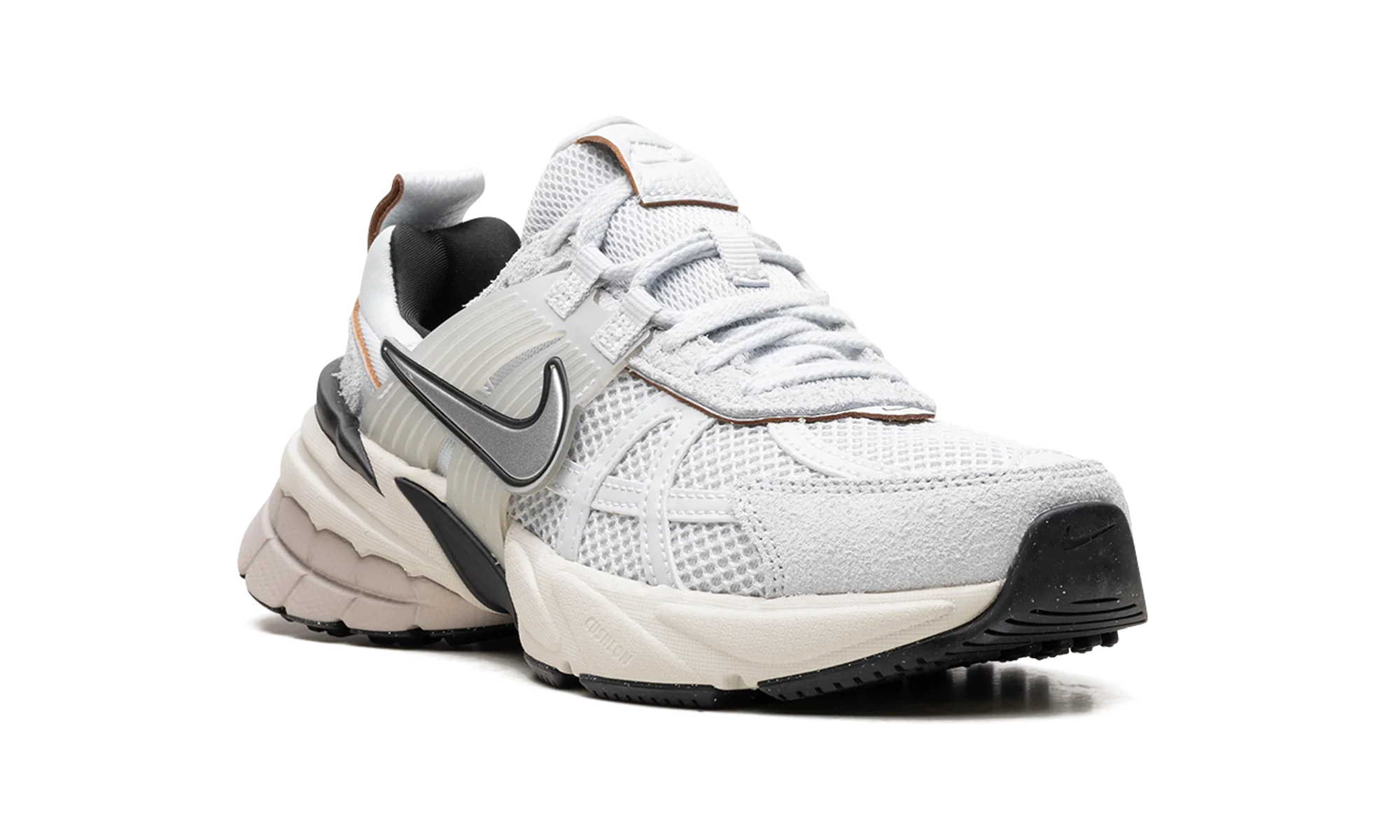V2K Run WMNS"Pure Platinum/ Chrome" FN6703 002