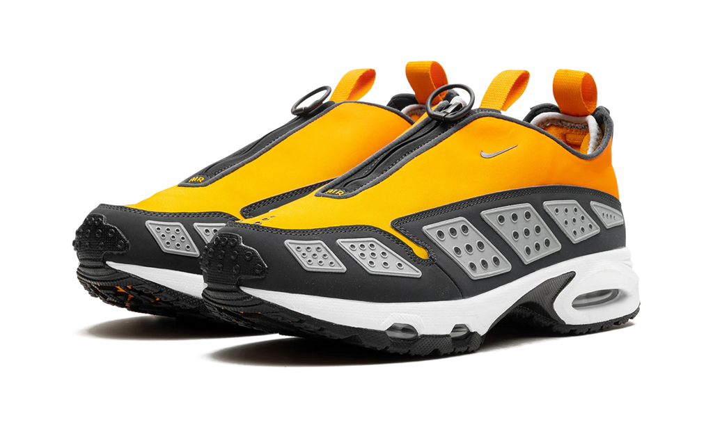 Air Max Sunder WMNS"Canyon Gold Deep Ocean" HJ8080 700