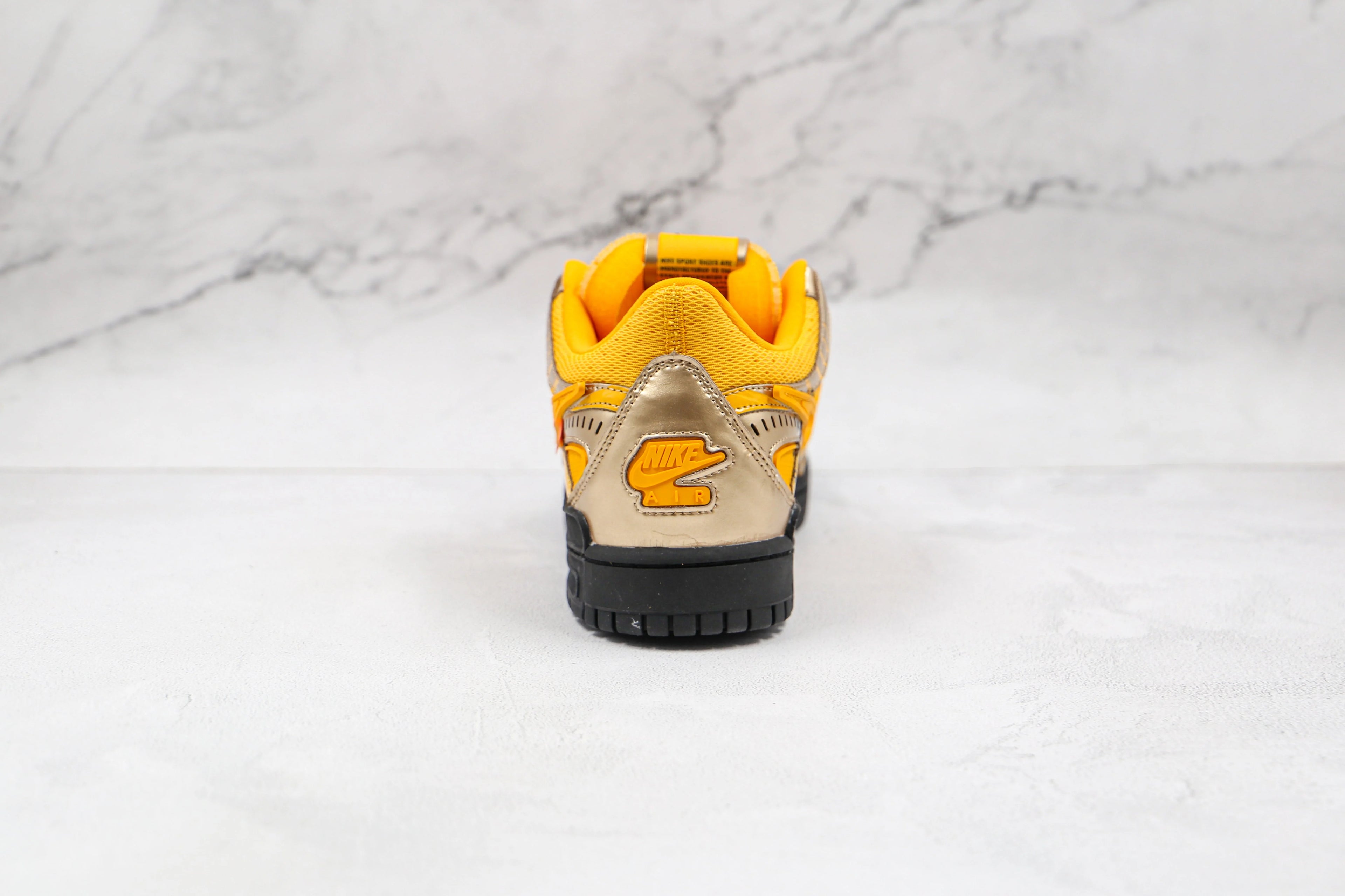 Nike Air Rubber Dunk Off White University Gold